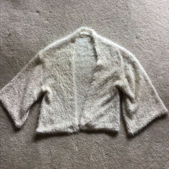 Sleeping on Snow Anthropologie Women’s Cardigan Bell Sleeve Soft Fuzzy Ivory OS - Picture 5 of 8
